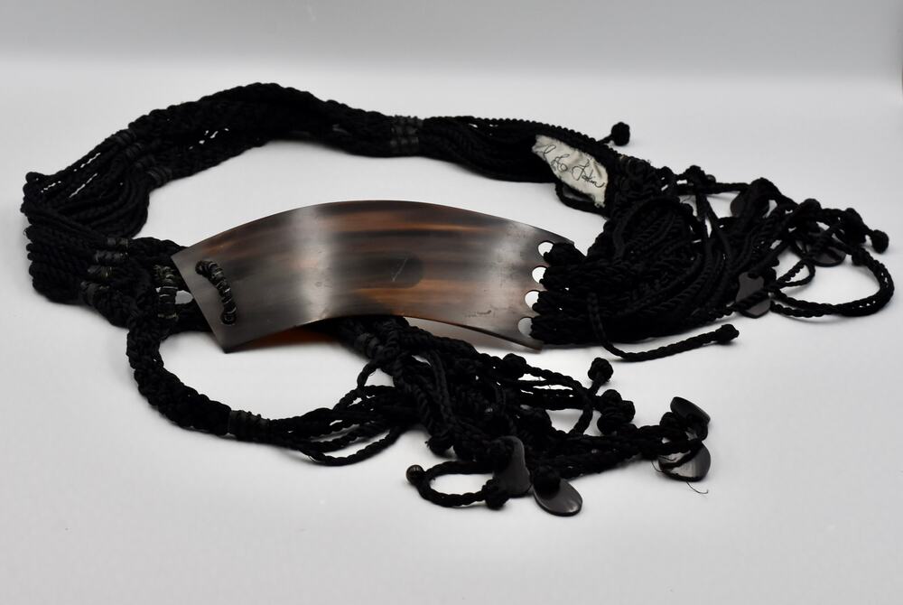 Vintage LEILA LARKIN Designer Signed Belt Leather & Tortoise Shell